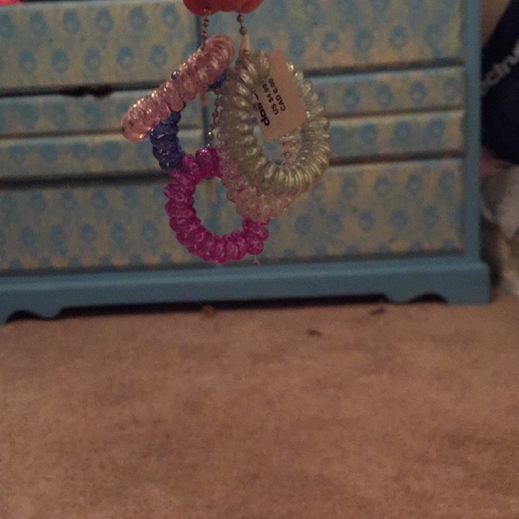 Bracelets - Picture 1 of 1